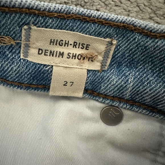 Madewell High-Rise Denim Shorts in Astell Wash Ripped Edition Size 27 - Picture 5 of 9
